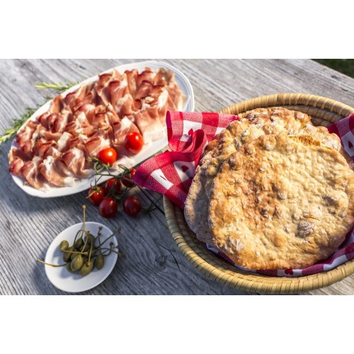 Schüttelbrot mit Speck Schüttelbrot mit Speck