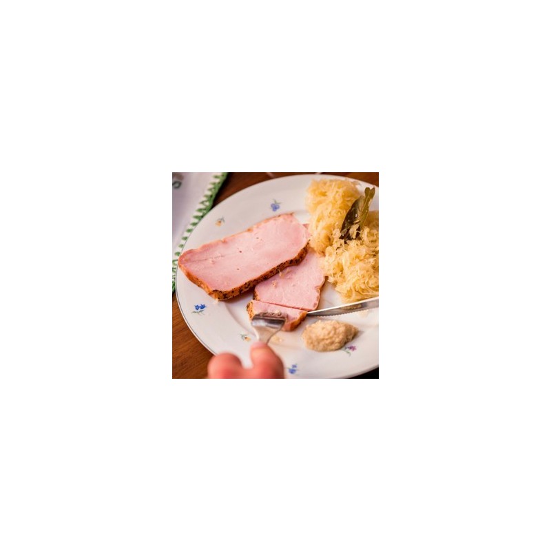 Geräuchertes Schweinskotelett mit Sauerkraut