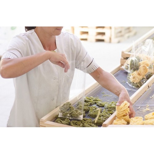 Die Tagliatelle werden handwerklich zubereitet