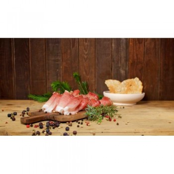 Speck fein aufgeschnitten Speck fein aufgeschnitten