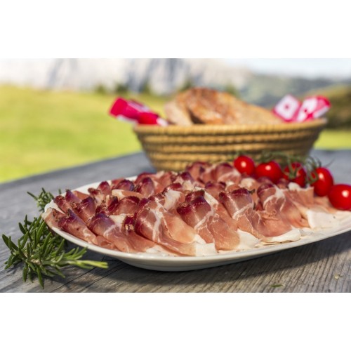 Speck ohne Schwarte 5 Monate gereift Speck ohne Schwarte 5 Monate gereift