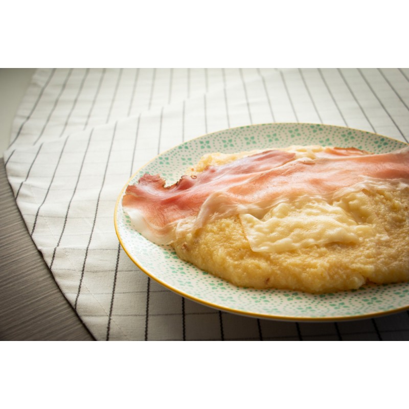 Polenta mit Speck und Käse