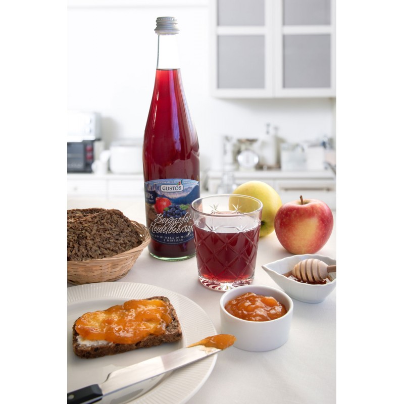 Apfel-Heidelbeersaft, reich an Antioxidantien