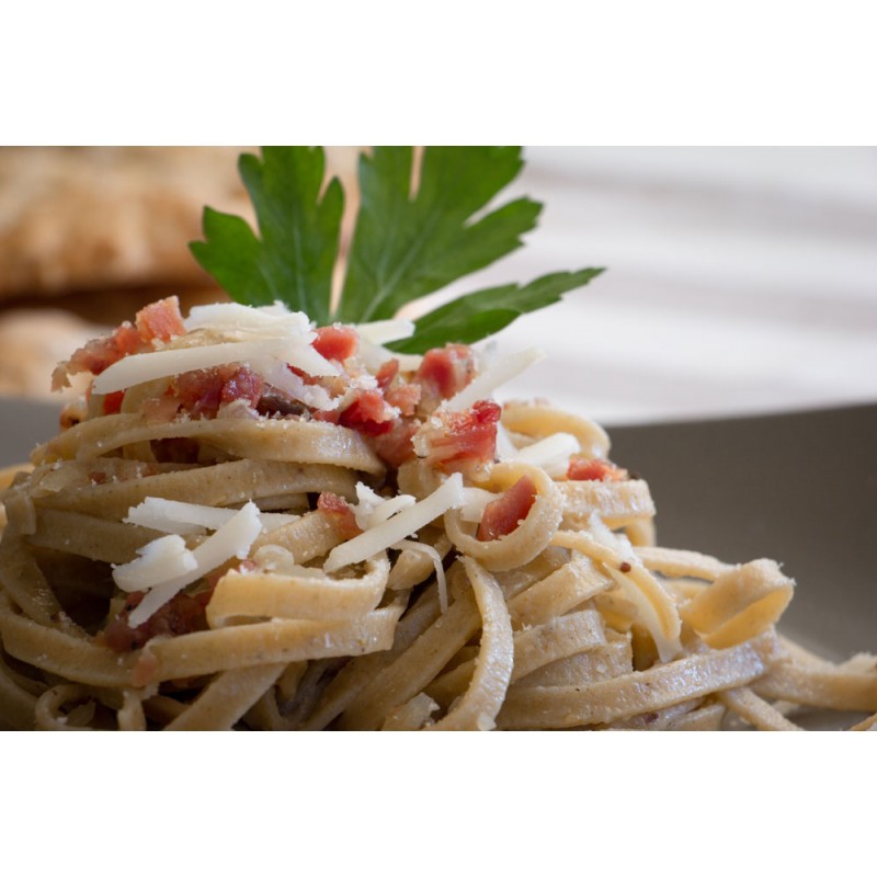 Bereite leckere Rezepte mit Speckwürfeln vor