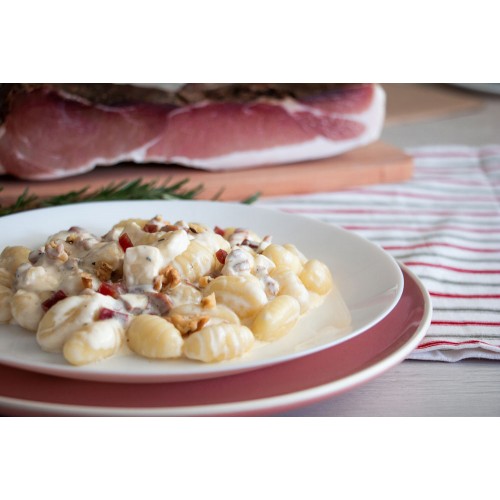 Gnocchi mit Sahne und Speck Gnocchi mit Sahne und Speck