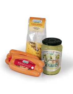 Polenta, Würstel und Kraut