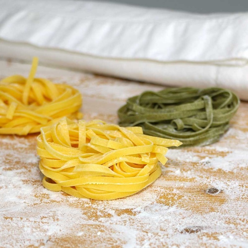 Heu- und Stroh-Fettuccine