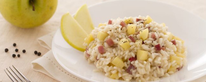 Risotto mit Äpfeln und Speck